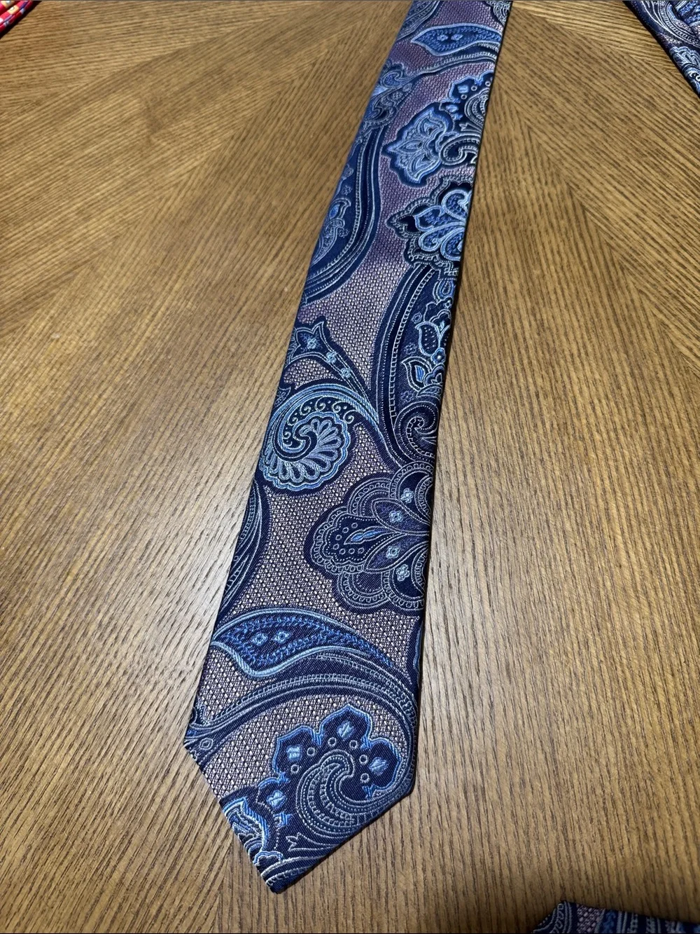 NEW Jos. A. Bank mens purple blue paisley 100% silk neck tie NWT